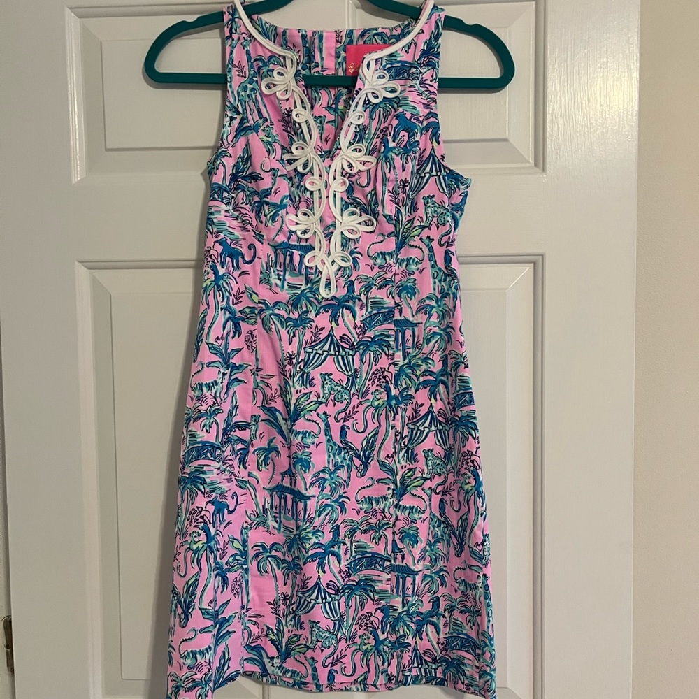 Lilly Pulitzer Gabby Shift in Out of Office